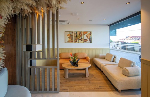 Arnavutkoy Hotel | Top-Rated Elysian Airport Hotel: Pool, Restaurant & More