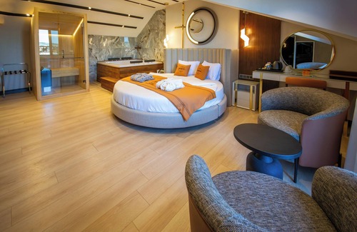 Arnavutkoy Hotel | Top-Rated Elysian Airport Hotel: Pool, Restaurant & More
