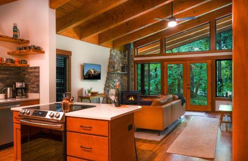 Warnick House | Experience Elysian: A Family-Friendly Stay with Hot Tub