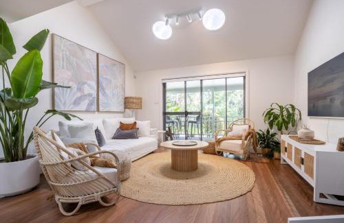 Cams Wharf Villa | Elysian Escape - 4 Pools, Lakeside, Rafferty's Resort