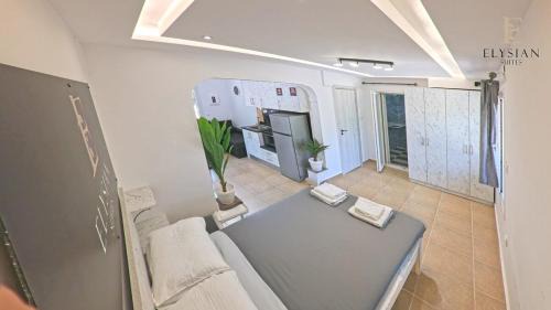 Flogita Apartment | Elysian Luxury Suite N2