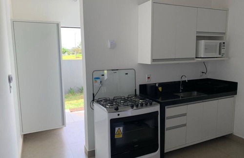 Itai Cottage | Scenic Terrace Overlooking the Represa - Pet Friendly Stay