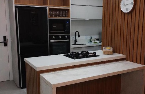 Governador Celso Ramos Apartment | Discover God's Goodness: Pet-Friendly Hotel with Pool