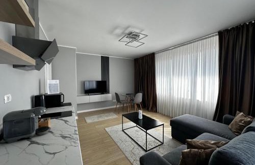 Tirgu Jiu Apartment | Stylish 2-Bedroom Apartment with 9.2/10 Guest Rating