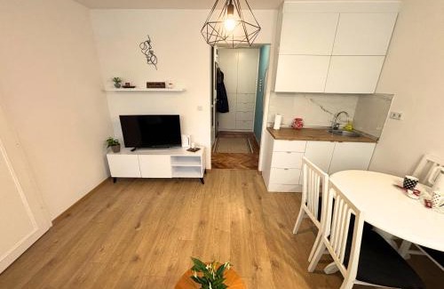Novo Sarajevo Apartment | Ema Sarajevo - 5min from US Embassy