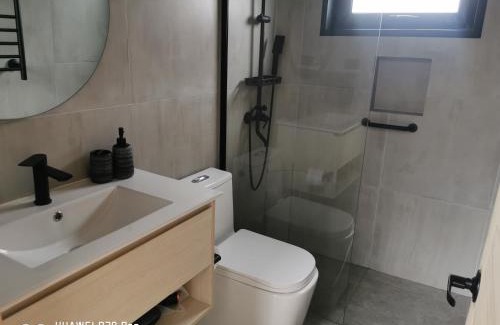 Pinto House | Emai