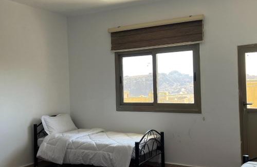 Wadi Musa House | Family-Friendly Eman House: Guest Rated 10/10