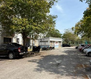 Baharu Apartment | emAs Homestay, Bay View Villas, Port Dickson, Malaysia