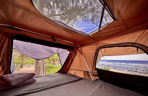 Pauwela House | Experience Maui Bliss at Aloha Glamp with Ocean Views