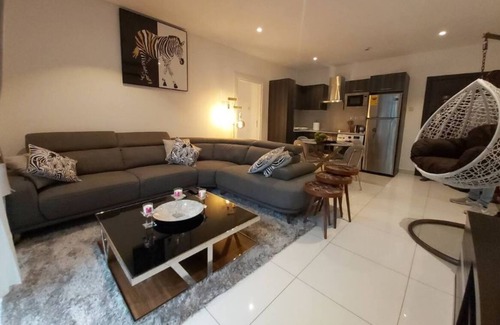 Xuan Tao Apartment | Discover Embassy Gardens 2 Bed Apartment in Cantonments