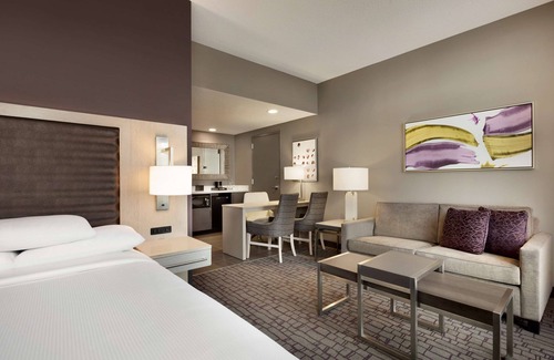 Second Ward Hotel | Highly Rated Embassy Suites by Hilton Charlotte Uptown Stay