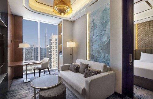 Business Bay Hotel | Elegant Embassy Suites in Dubai Business Bay with Spa & Pool
