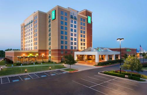 Norman Hotel | Modern Embassy Suites by Hilton Norman with Pool & Amenities