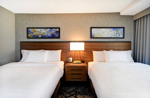 Old Market Hotel | Discover Embassy Suites by Hilton Omaha Downtown Old Market