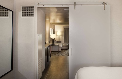Tigard Hotel | Relax at Embassy Suites by Hilton Portland Washington Square