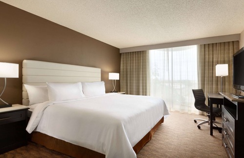 Wheatland Hotel | Discover Embassy Suites by Hilton Oklahoma City Airport