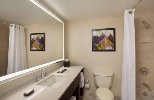 West End Hotel | Pet-Friendly Embassy Suites in Georgetown with Pool & Spa