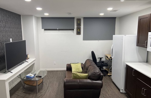 Winnipeg House | Cozy Guest Suite with Separate Entrance and Spa Amenities