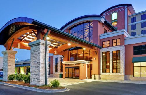 Eden Hotel | Experience Embassy Suites Savannah Airport with Pool & Ocean View