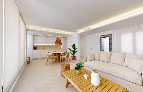 Arenales del Sol Apartment | Eme de Maison The Attic