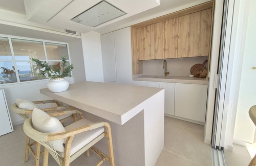Els Arenals del Sol Apartment | Eme de Maison - luxury only two