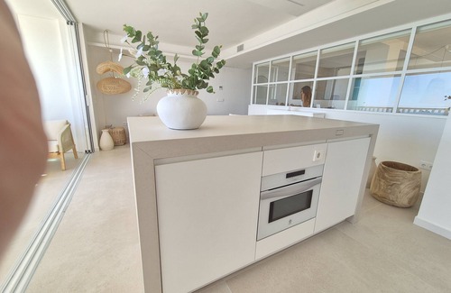 Els Arenals del Sol Apartment | Eme de Maison - luxury only two