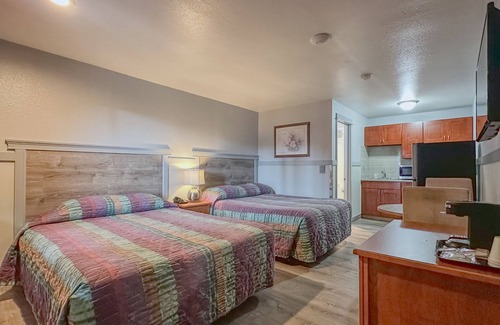 Edmonds Hotel | Comfortable Emerald Best Motel in Edmonds with Breakfast