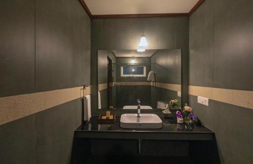 Redhills House | Discover Emerald by Nature Resorts: Family-Friendly Retreat