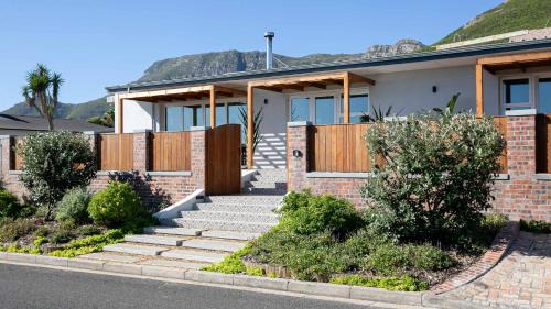 Noordhoek House | Emerald Chic Noordhoek - solar backup