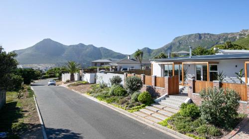 Noordhoek House | Emerald Chic Noordhoek - solar backup