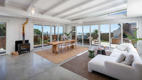 Noordhoek House | Emerald Chic Noordhoek - solar backup