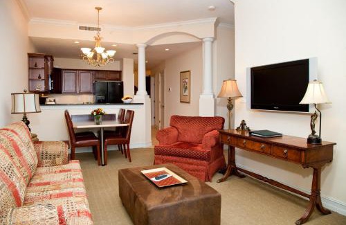 Carrollwood Apartment | Explore Emerald Greens Condo Resort with Oceanfront Views