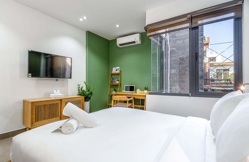 Tho Quang Beach House | Budget-Friendly Emerald House with Family and Kitchen Amenities