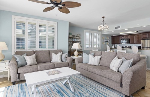 Orange Beach Condo | Emerald Key #201