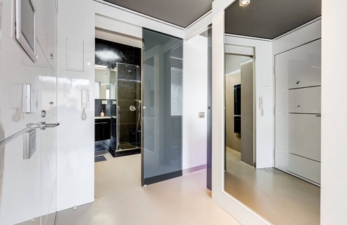 Rione IV Campo Marzio Apartment | Exquisite Emerald Suite with Top-Rated Guest Experience
