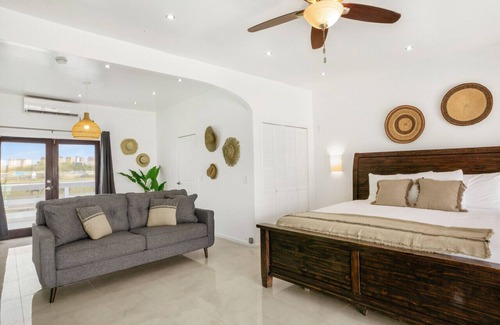 Beacon Hill Hotel | Oceanfront Emerald Room #2 at CocoVaa Boutique Hotel