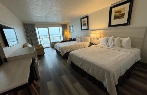 Daytona Beach Shores Hotel | Oceanfront Escape at Emerald Shores Hotel in Daytona Beach