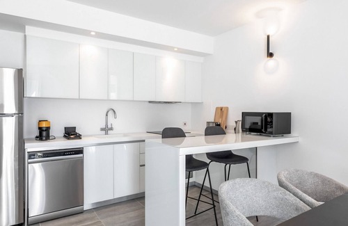 Neapolis Apartment | Emerald - Two Bedroom Apartment, Sleeps 4