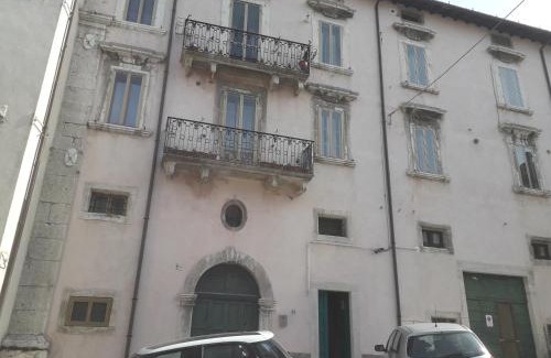 Pescocostanzo House | Pet-Friendly Getaway at Emidio e Carmen - Rated 10/10!