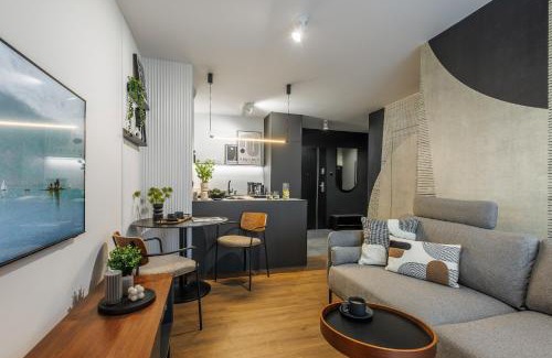 Rzeszow Apartment | Elegant Emihouse Riverside Apartments - Guest Rated 9.5/10