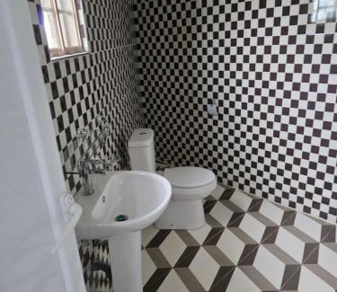 Adabi Hotel | Emike Luxury Suites