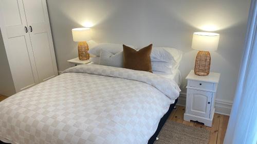 Mile End House | Emilia's Place: Family & Pet Friendly in Mile End City Fringe