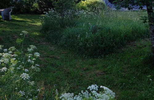 Saint-Pierre Apartment | Emilie Gîte: Idyllic Farmhouse with Ocean View & Spa
