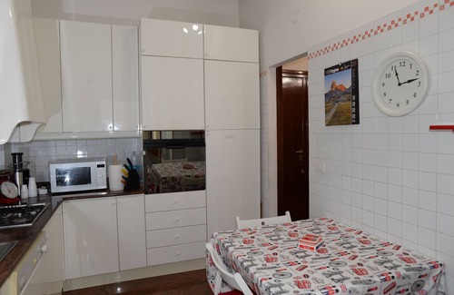 Tor di Quinto House | Emilio's Home: Spacious Apartment for 7 with Great Amenities