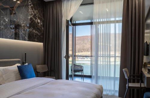 Chyshky Resort | Emily Resort: 5-Star Oceanfront Getaway with Pool & Spa