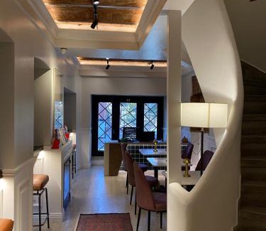 Taksim Bed & Breakfast | Emily Taksim Hotel