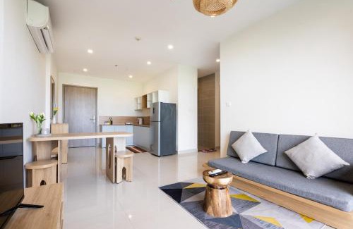 District 9 Apartment | Cozy Emma House 4: Oceanfront Retreat with Spa & Pool