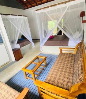 Nilwella House | Emma's Sea View: Relaxing Oceanfront Getaway for Families