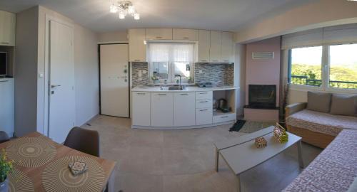 Pamvotida House | Discover Emmanouela View Apartment: Family-Friendly Retreat