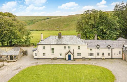 Simonsbath House | Experience Emmetts Grange House: Pet & Child Friendly Retreat
